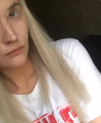 💋 Живу в Москве и готова порадовать тебя своими услугами в любое время! 🔥 Мои возможности безграничны - от нежных эротических массажей до интимных утех. Позволь мне осуществить все твои фантазии и открыть для тебя новые грани наслаждения. 👠 Я обожаю дарить радость и удовольствие мужчинам, и мои отзывы говорят сами за себя. 🌹 Только у меня ты найдешь истинное удовлетворение и безмятежную атмосферу. 💫 А фото в моем профиле - только небольшая подсказка о том, что ждет тебя! 📸 Не упусти возможность окунуться в море удовольствия со мной! 😘 Дарья